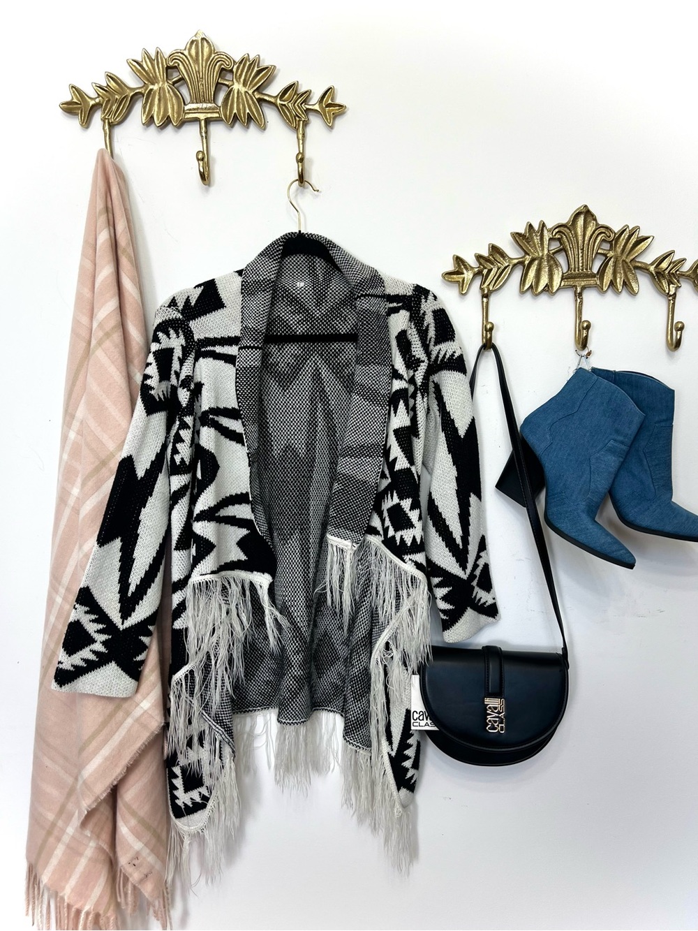 Fall Aztec ready fringe cardigan sweater S ptp 19”